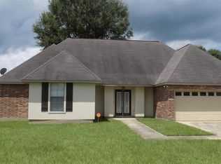 18223 Smallen Dr, Zachary, LA 70791