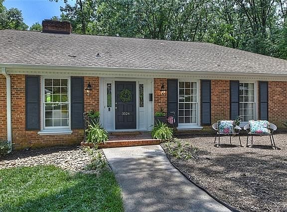 2nd image of 3524 School House Ln
