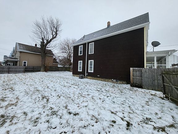4th image of 653-655 Hess Ave