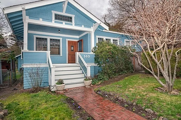 140 Nursery St photo 1