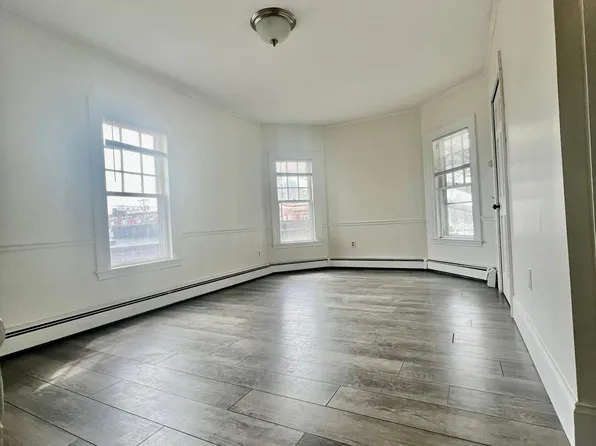 379 Union St, Rockland, MA