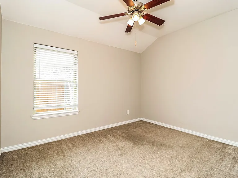 7617 Hollow Forest Dr — Photo 12