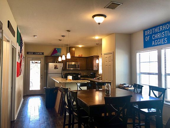 3rd image of 308 Holik St