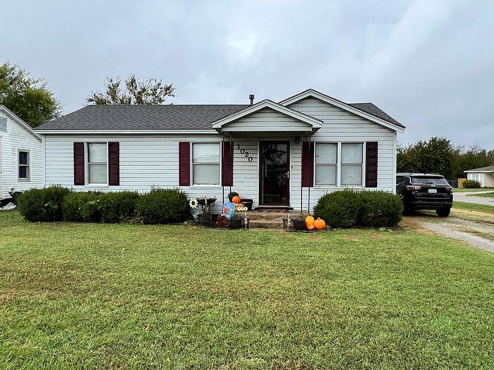 1st image of 1020 N Pesotum Ave