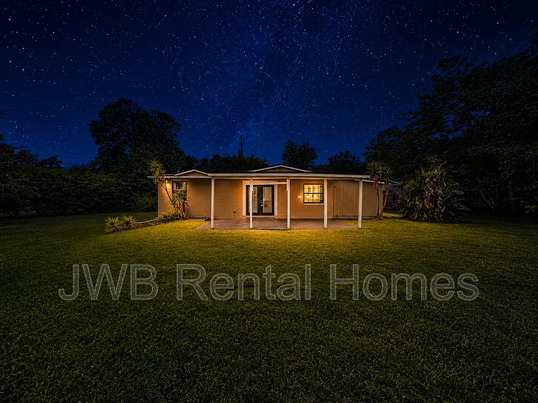 3375 Aldridge Rd E — Photo 11