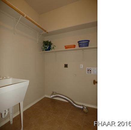 4th image of 7103 Golden Oak Ln