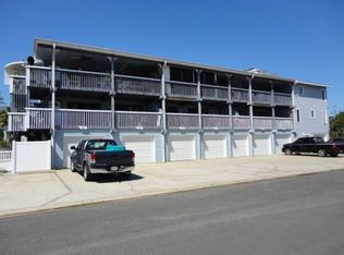 512 2nd St APT 5, Indian Rocks Beach, FL 33785