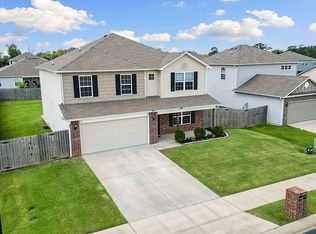 2501 Hickory Wood Ave, Lowell, AR 72745