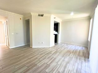 210 E Flamingo Rd Unit 302, Las Vegas, NV 89169
