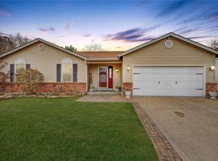 228 El Pescado Dr, Saint Peters, MO 63376