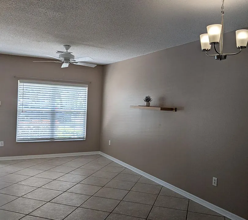 8626 Hunters Key Cir