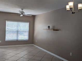 8626 Hunters Key Cir, Tampa, FL 33647