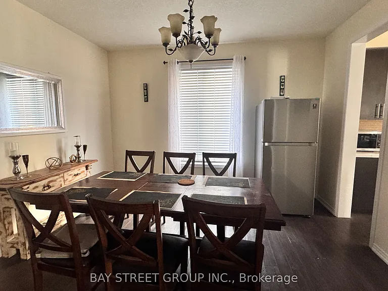 8859 Dogwood Cres #2 — Photo 8