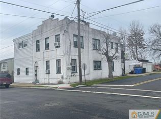 53 Daniel St, Pt Reading, NJ 07064