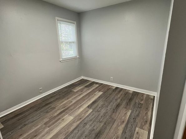 1010-1012 40th Ave