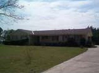 926 Virginia Ln, Hull, GA 30646