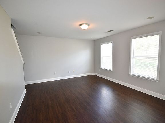 2nd image of 2301 Terra Dr