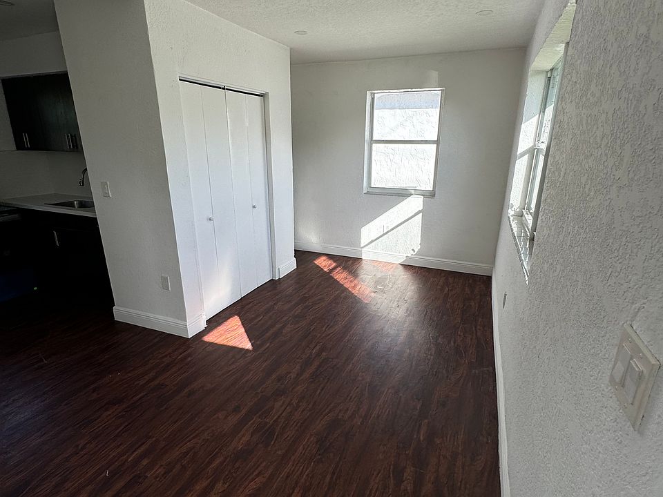 2nd image of 1300 NW 46th St #0