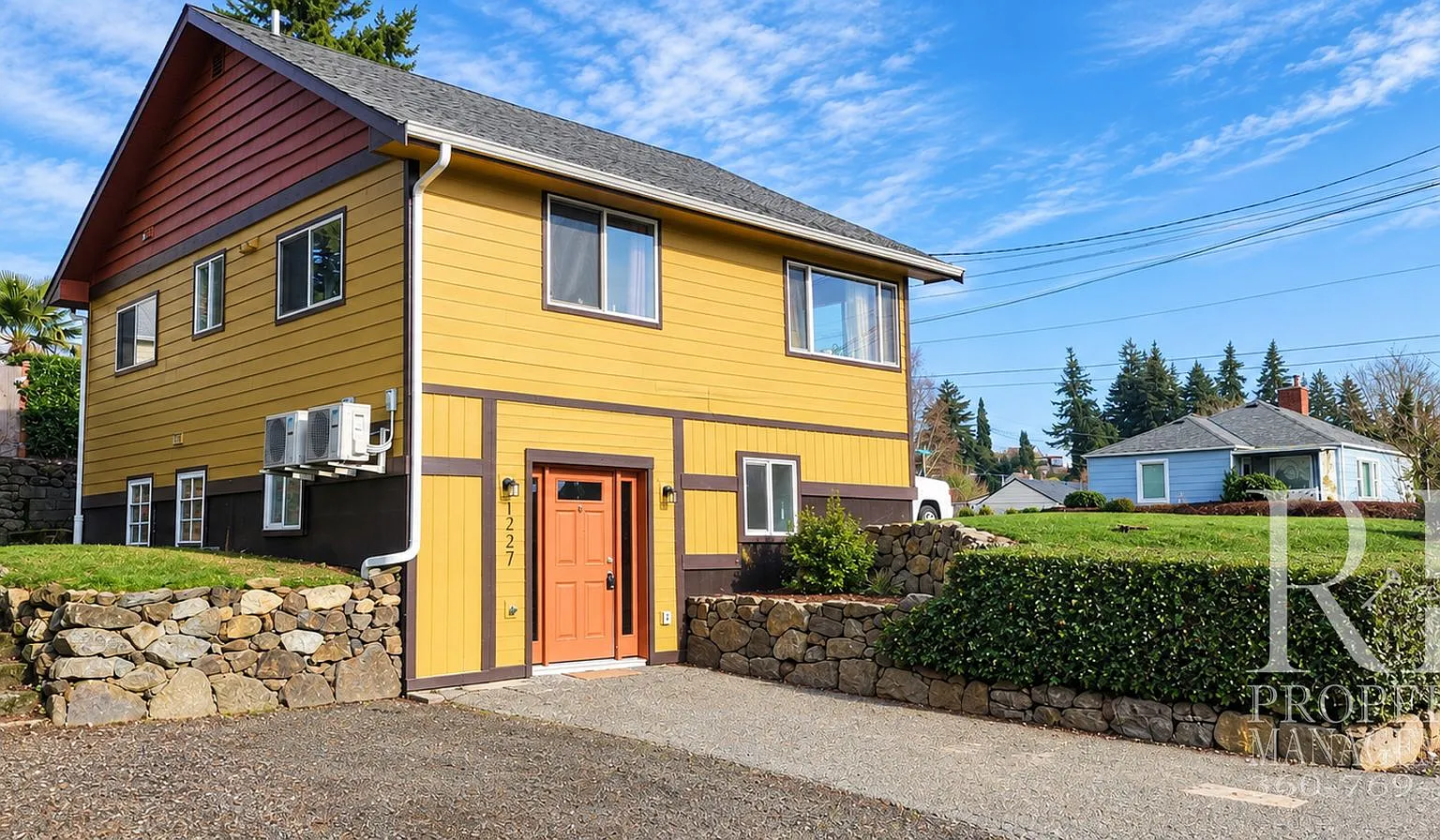 Bright Remodeled 2-Bedroom with Year-Round A/C & In-Unit Laundry — Photo 1