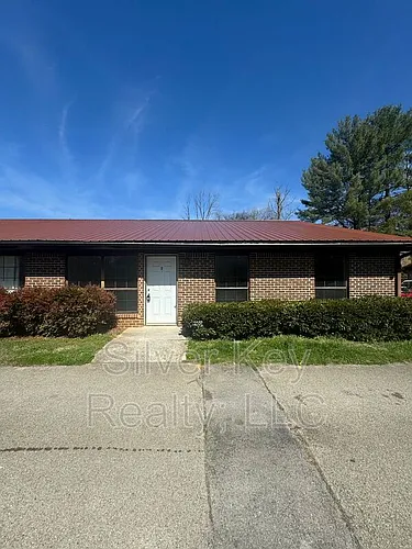 311 Sunset Dr Photo 1