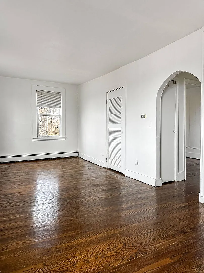 35 Terrace Drive - Unit 2L — Photo 2