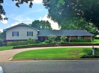 2814 Scissortail Ln, Enid, OK 73703