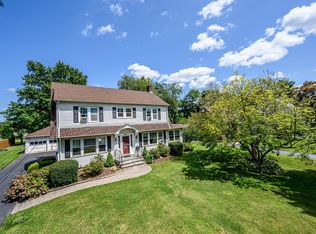 658 Ridge Rd, Middletown, CT 06457