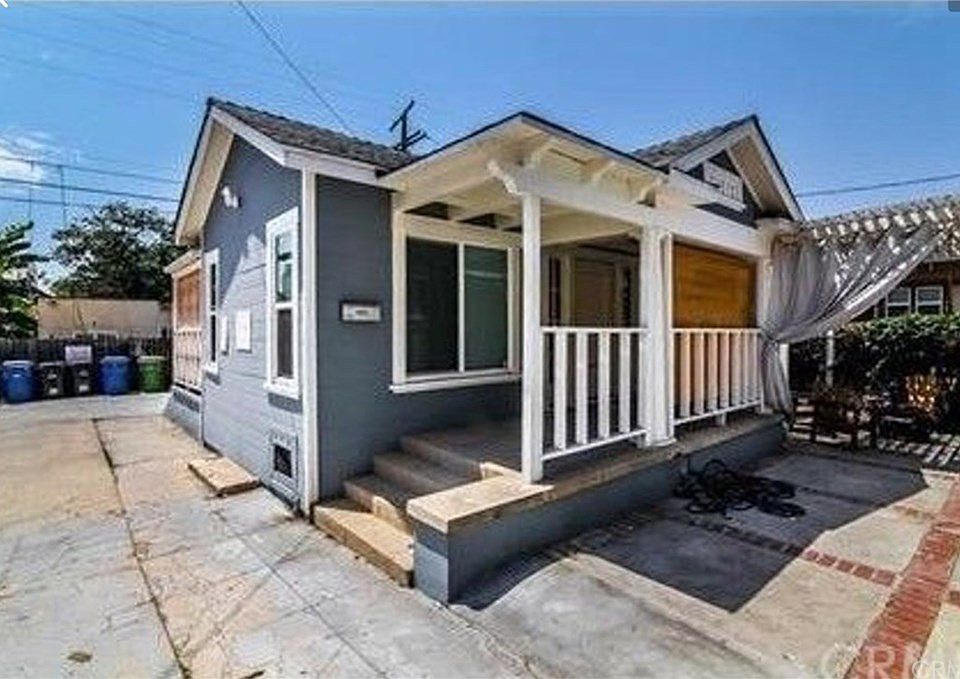 1st image of 313 N Heliotrope Dr