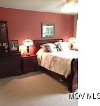 5th image of 25 Woodshire Ct