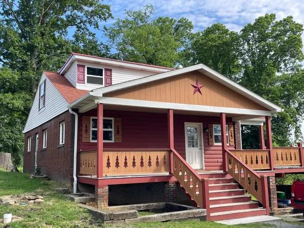 3325 State Route 31, Acme, PA 15610