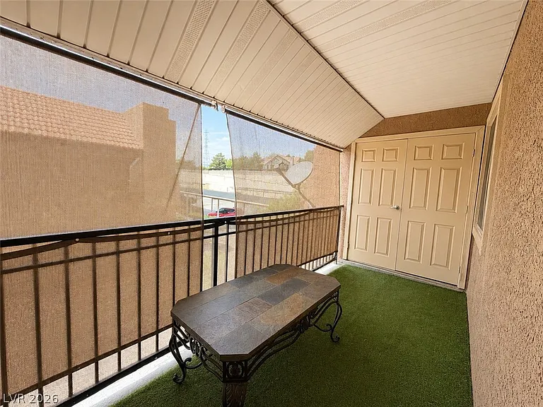 5026 River Glen Dr #162 — Photo 16