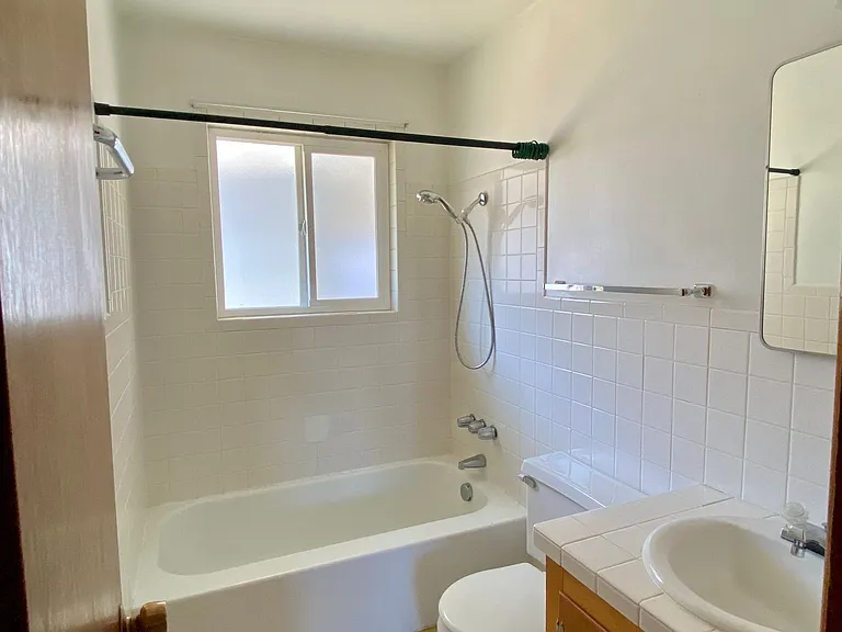 1520 Washburn Way — Photo 6