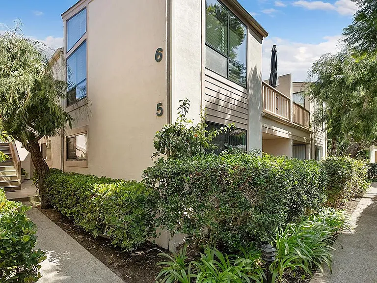 573 S Sierra Ave #6 — Photo 49