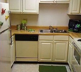 2nd image of 1811 W Lakeview Dr