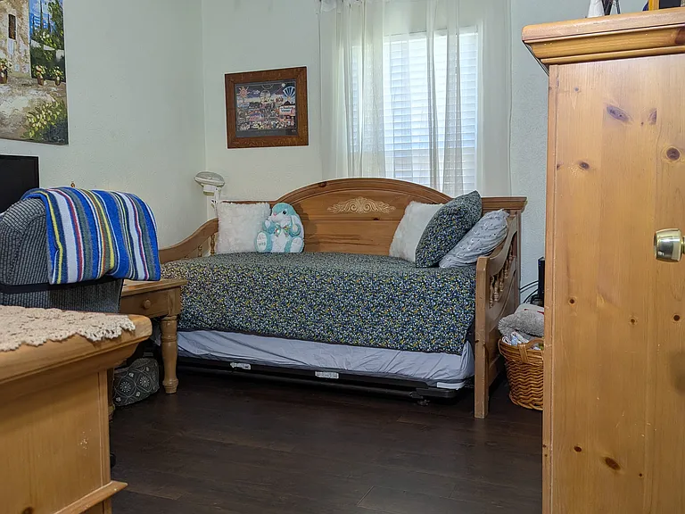 919 Milam Dr — Photo 20
