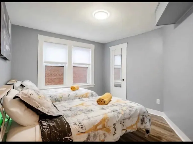 108 E Gibbons St #2 — Photo 11