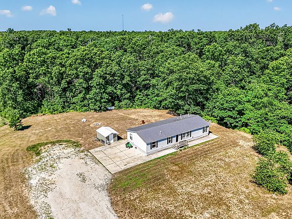 2nd image of 11703 Nichols Rd