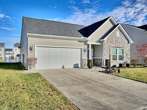 3rd image of 4314 Bergamot Dr