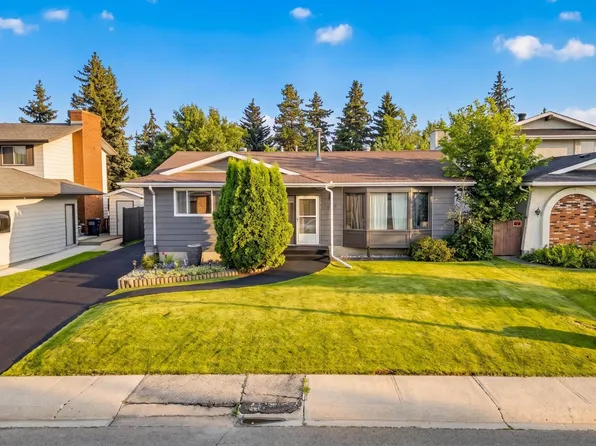 11727 27th Ave NW, Edmonton, AB T6J 3N7
