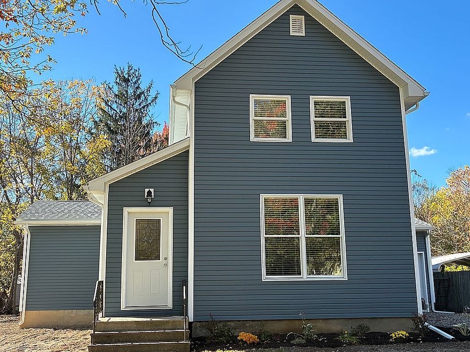 407 Barker Street