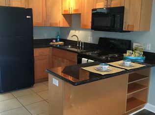 6822 S Shamrock Rd APT 203, Tampa, FL 33616