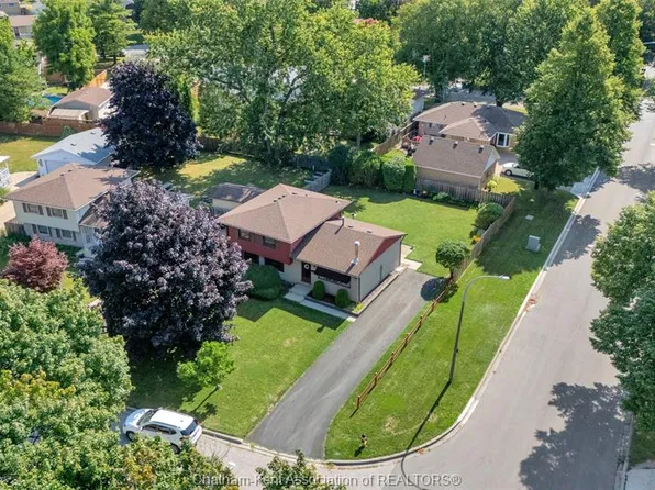 85 Pheasant Dr, Chatham Kent, ON N7L 1H3
