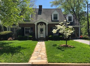 4400 18th St N, Arlington, VA 22207