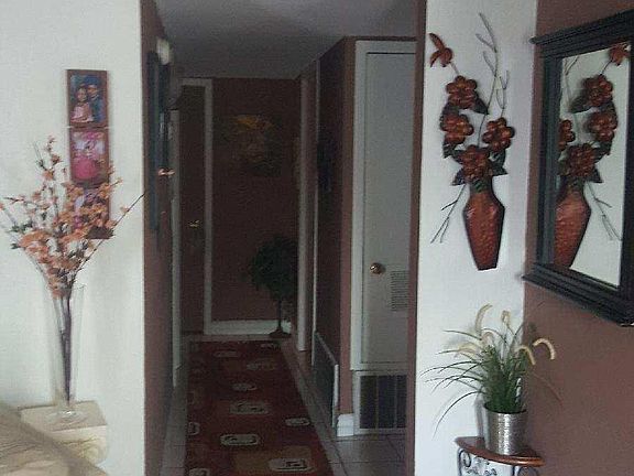 4th image of 2337 W SUNNYSIDE Drive