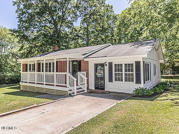 2nd image of 115 Weaver Drive