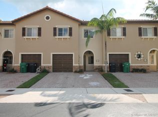 8890 SW 220th Ln, Cutler Bay, FL 33190