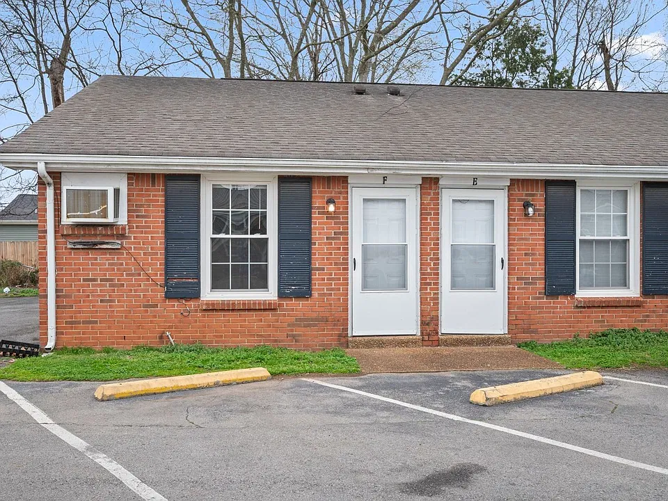 703 Power St