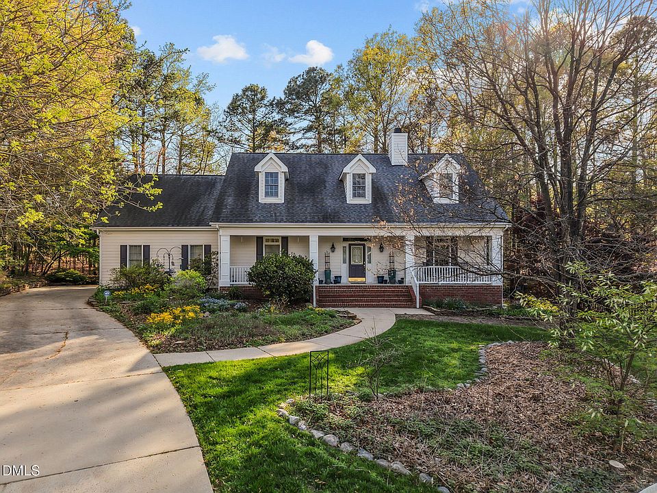 1st image of 23 Aman Ct