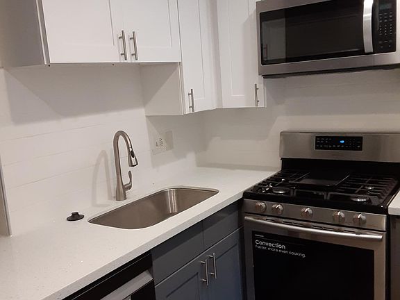 3rd image of 3745 Bagley Ave APT 103