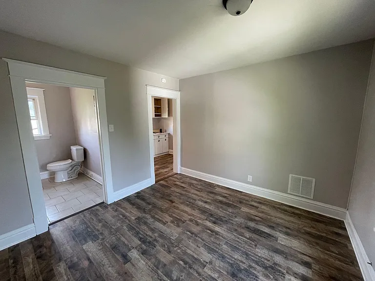 1410 Blaine St #3 — Photo 5